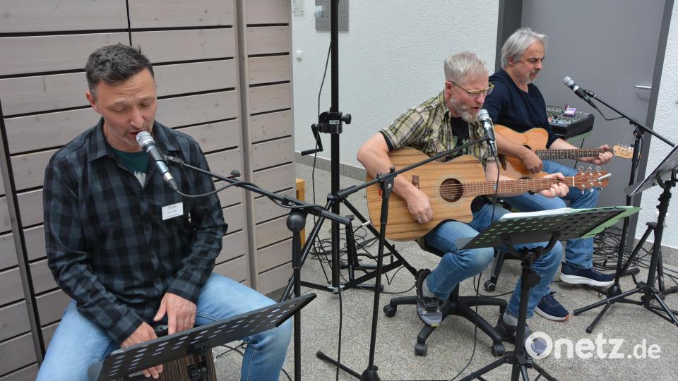 Der Gottesdienst wurden von der Band „The Inclusions“ umrahmt. Bild: jr
