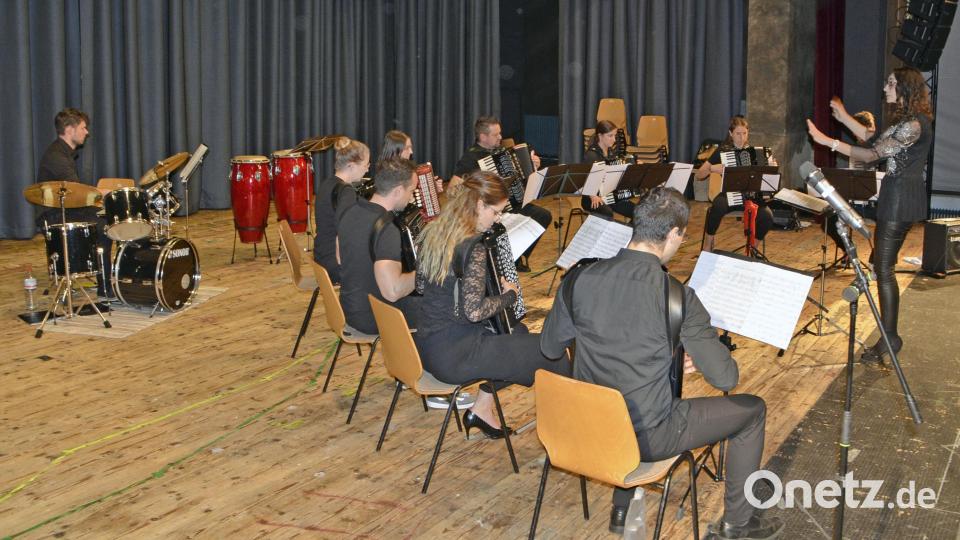&quot;Ensemble 2&quot; mit Johannes Schmiedel am Schlagzeug Bild: zch