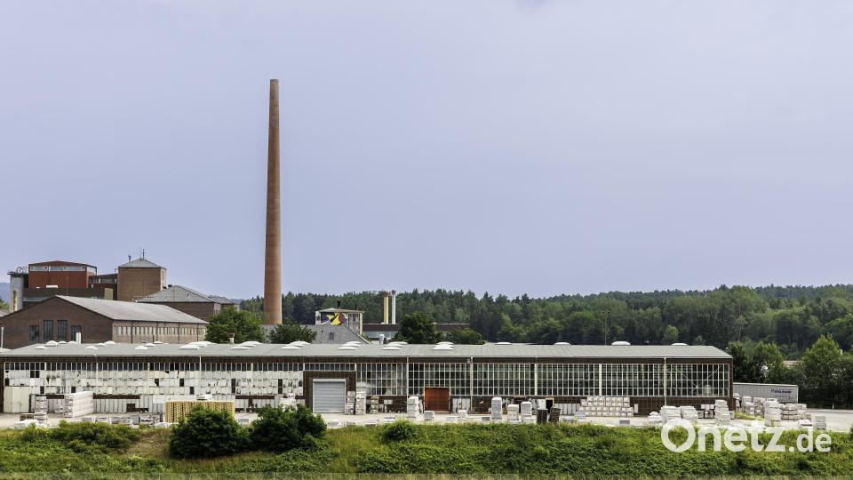 Das Werksgelände von Buchtal liegt in den Gemeinden Schwarzenfeld, Schmidgaden und Fensterbach. Bild: Hösamer