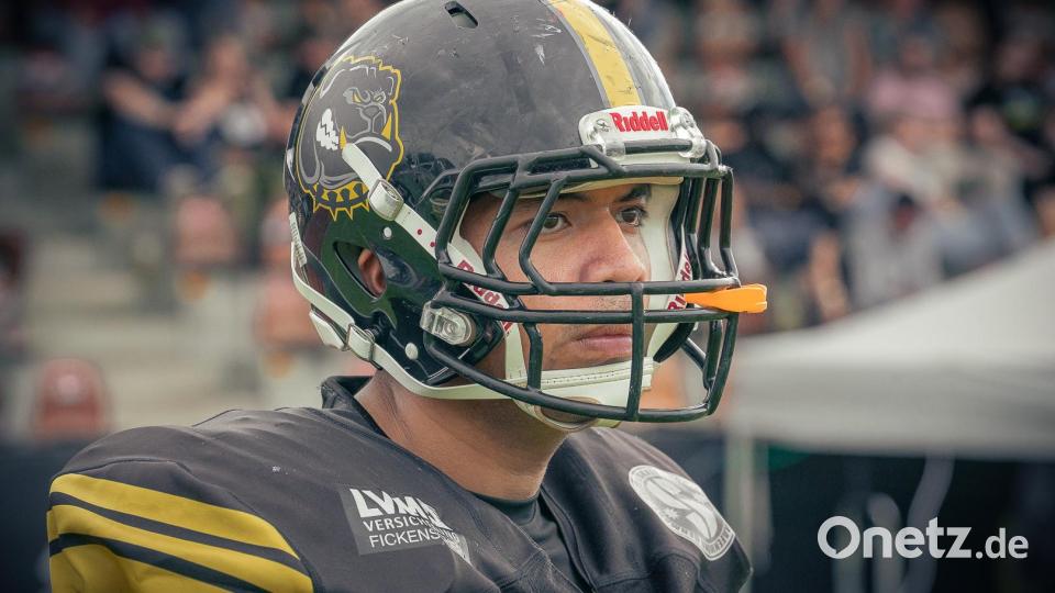 Bilder aus der Partie Amberg Mad Bulldogs (dunkle Trikots) gegen Landsberg X-Press (Endstand 9:50). Bild: Maxim Burghardt/exb