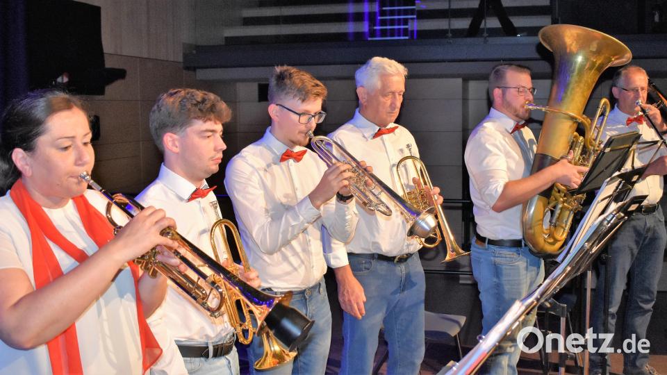 Die &quot;Dießfurter Schlossbläser&quot; bereicherten das Programm mit ihren Instrumenten. Bild: rgr