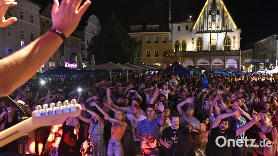 Am Samstag, 22., und Sonntag, 23. Juni, feiert Amberg das Altstadtfest. Archivbild: Petra Hartl