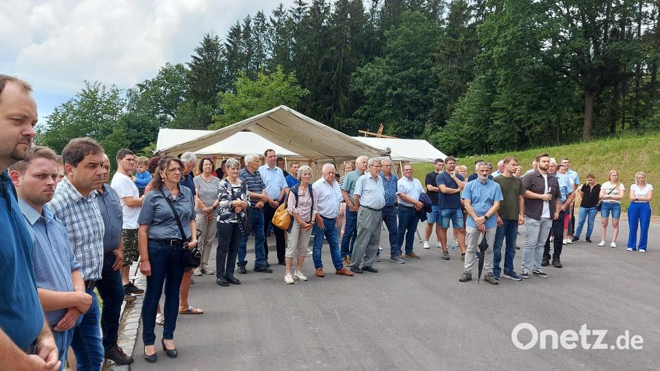 Der „Tag der offenen Tür“ führt zahlreiche Besucher zum neuen Wasserwerk am Galgenberg. Bild: lg