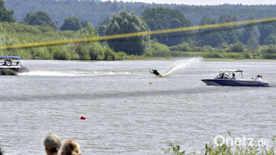 Wasserski &quot;Bavarian Open&quot; 2024 am Haidweiher. Bild: Hubert Ziegler