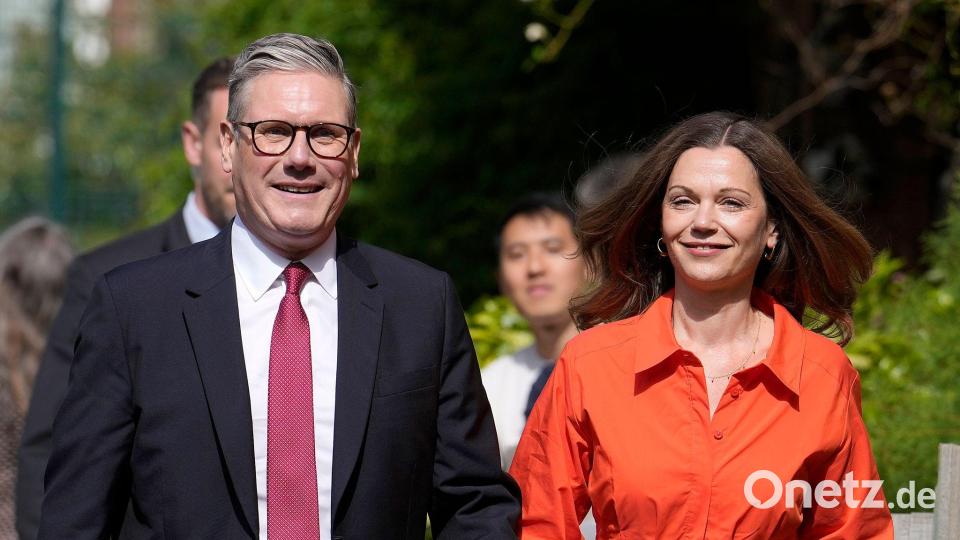 Der wohl künftige Premierminister Keir Starmer (l) hat bisher keinen Hund. Bild: Vadim Ghirda/AP
