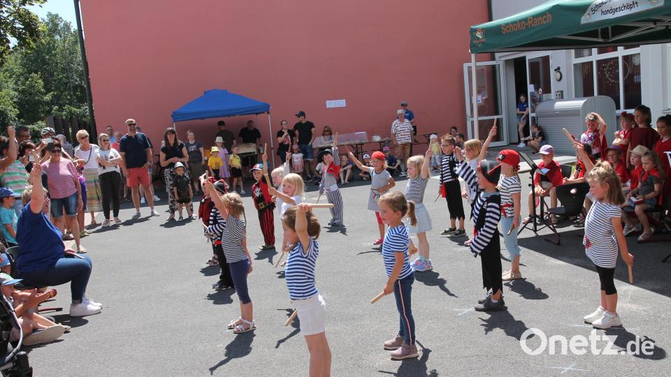 Die Kinder des Grundkurses 1 begeistern unter anderem mit dem &quot;Wellerman-Song&quot;. Bild: pi