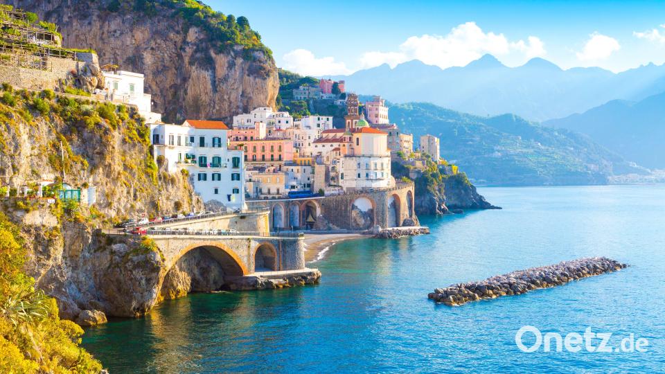 Sonnenaufgang bei Amalfi (Italien). Bild: proslgn/shutterstock.com