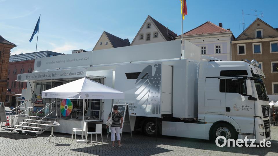 17 Meter ist das Fahrzeug lang. Bild: Wolfgang Steinbacher
