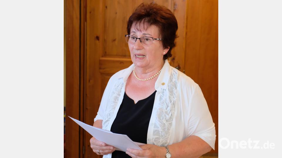 Humorvoll erinnert sich Gründungs- und Ehrenmitglied Marianne Wiesend: &quot;Zur Gründungszeit gehörten die drei &quot;K&quot; - Kinder, Küche, Kirche- zu den ehelichen Pflichten. Bild: do