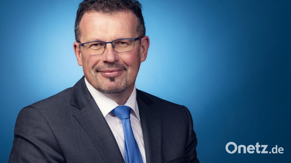 In seinem Rechenschaftsbericht hob Vorstandssprecher Joachim Geyer die Widerstandsfähigkeit der Raiffeisenbank Oberpfalz Nord-West eG in einem herausfordernden Jahr hervor. Bild: Raiffeisenbank Oberpfalz NordWest/exb