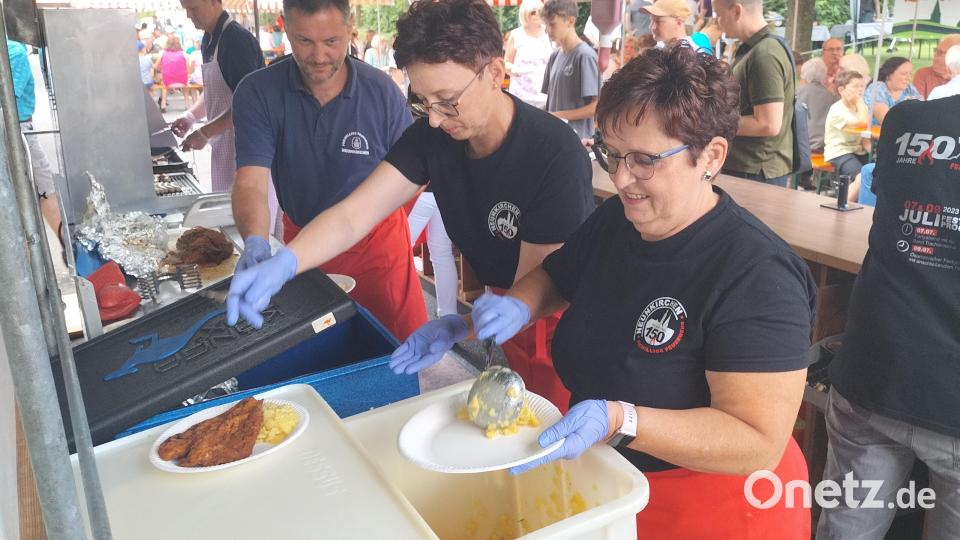 Schnitzel oder Rollbraten. Mittags haben die Gäste die Qual der Wahl. Bild: fz