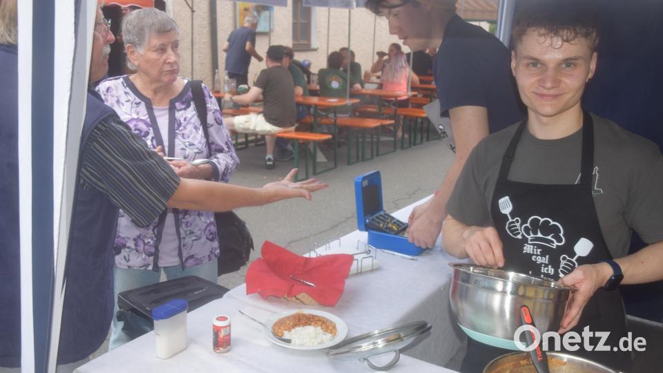 Auch an die veganer wird gedacht. Das Kichererbsencurry kommt an. Bild: fz