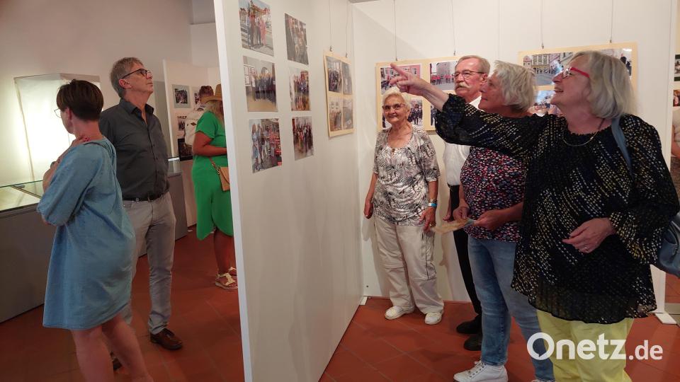 Eine Ausstellung im Stadtmuseum erinnert an Ereignisse aus 20 Jahren Partnerschaft. Bild: jua
