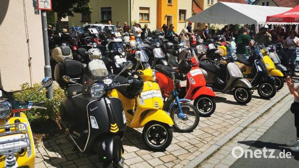 Die Vespas sind ein beliebtes Fotomotiv. Bild: Michael Thumfart/exb