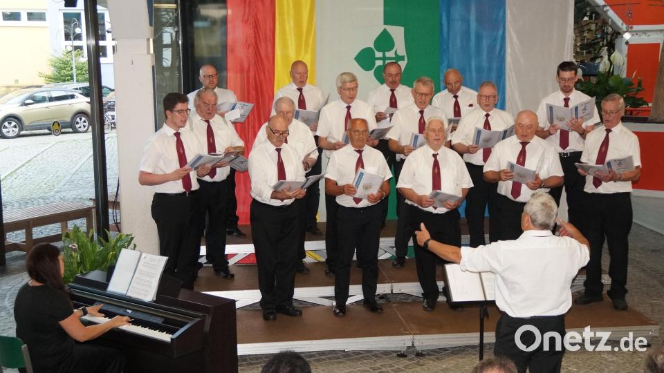 Mit bekannten Liedern tritt der Männergesangverein Bodenwöhr auf Bild: wel
