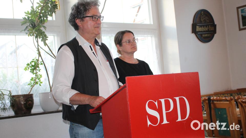 Die Diskussionskultur innerhalb der Partei, aber auch gegenüber den AfD-Wählern mehr pflegen: Dazu riefen Ortsvorsitzende Silke Tanner und Bürgermeister Bernhard Stangl bei der Hauptversammlung der Pressather SPD auf. Bild: bjp/exb