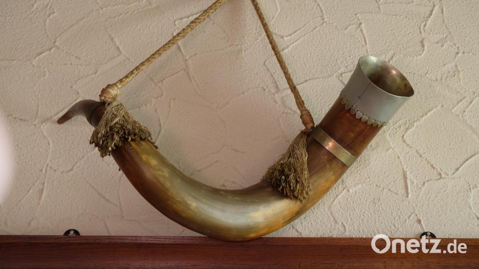 Das Trinkhorn - ein Symbol der Gesellschaft Frohsinn. Sieben Seideln Gerstensaft passen in das Gefäß, das an Trinkfestigkeit und Manneskraft erinnert Bild: do