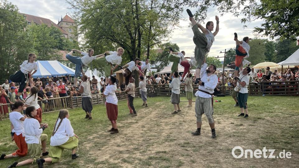 Zahlreiche Tanzeinlagen sorgen für anhaltenden Beifall. Bild: sns