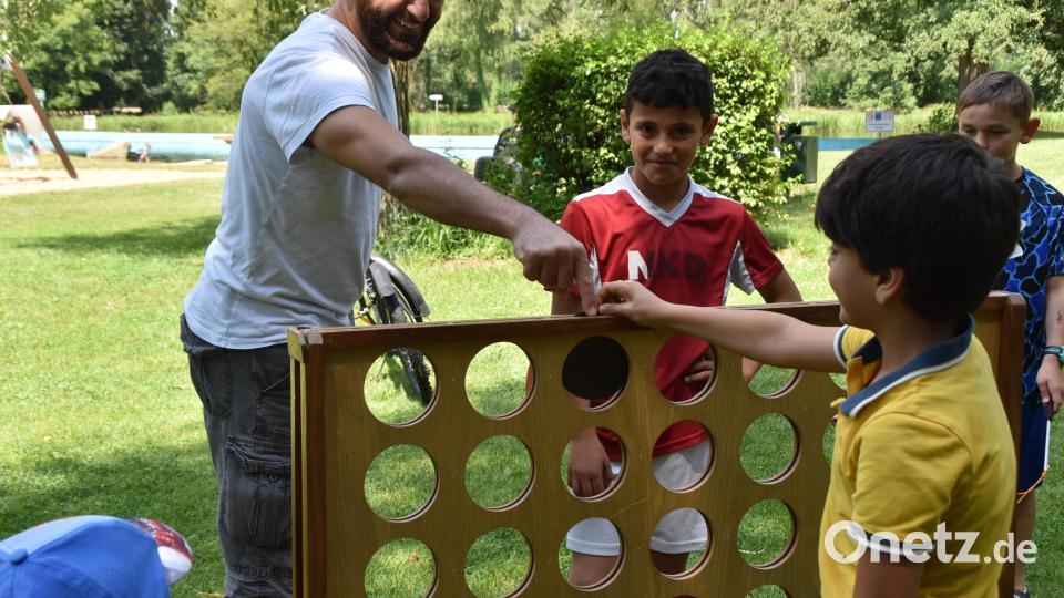 Vier gewinnt am Spielewagen des Stadtjugendrings. Bild: hcz