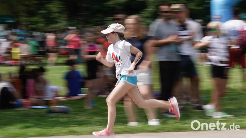 Franziska Ehbauer (DJK Ursensollen) flott im Laufschritt. Bild: ref