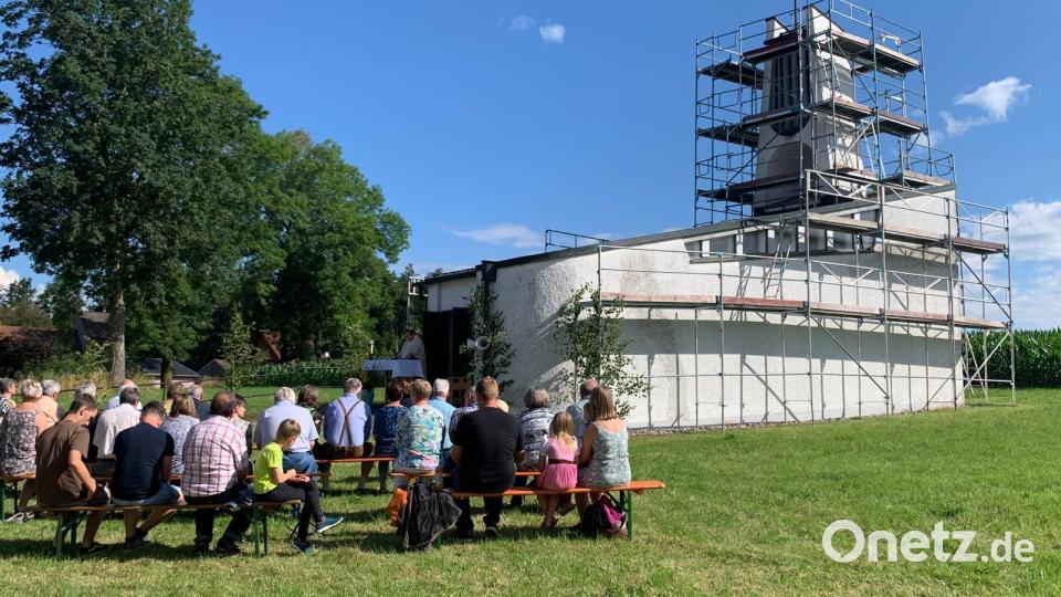 Einen Gottesdienst im Freien gab es ebenfalls. Bild: Sandra Kleimann/exb