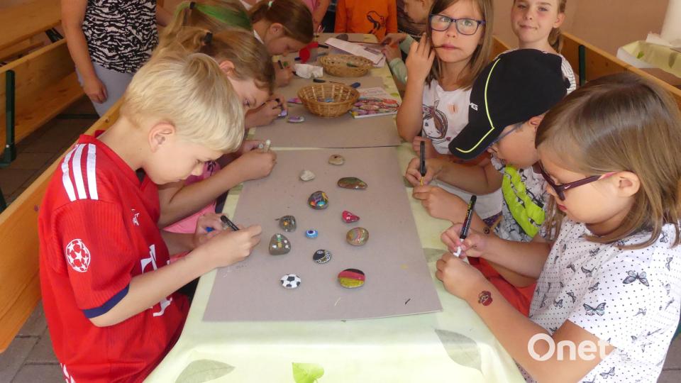 Beim Malnachmittag „Kunst auf Stein“ ließen die Kinder ihren künstlerischen Ideen freien Lauf. Bild: rn