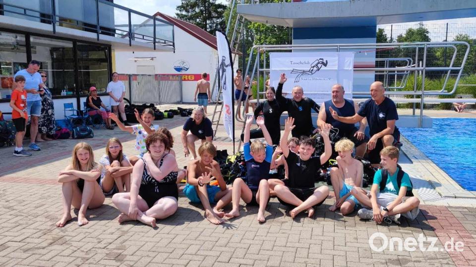 Die Freunde nach dem ersten Tauchgang war den Mädchen und Jungen ins Gesicht geschrieben. Bild: Thomas Neufeld/exb