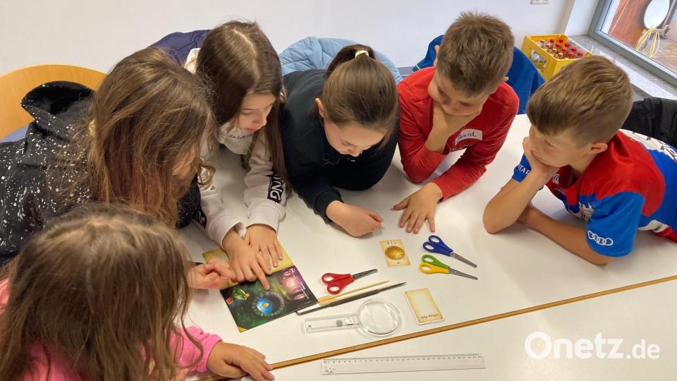 Die Gruppe im Märchenwald muss den Märchenfiguren helfen und kann sich so Tipps erspielen. Bild: rpp