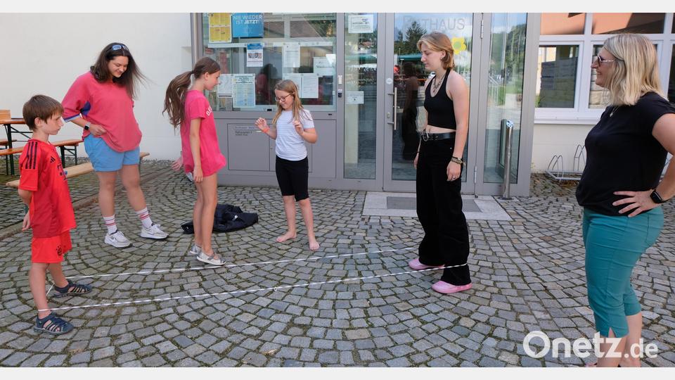 Erstmals erfreuten sich auch die Kinder mit einem reichen Unterhaltungsprogramm, das Jugendleiter Thomas Buchner geschickt zusammenstellte. Bild: Fred Lehner