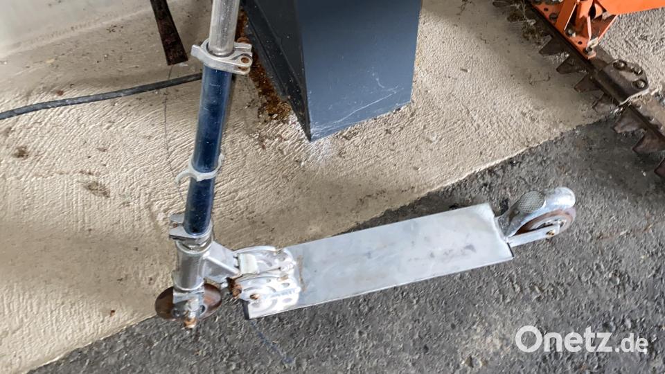 Der Besitzer des Trettrollers wird gesucht. Bild: Polizeiinspektion Tirschenreuth
