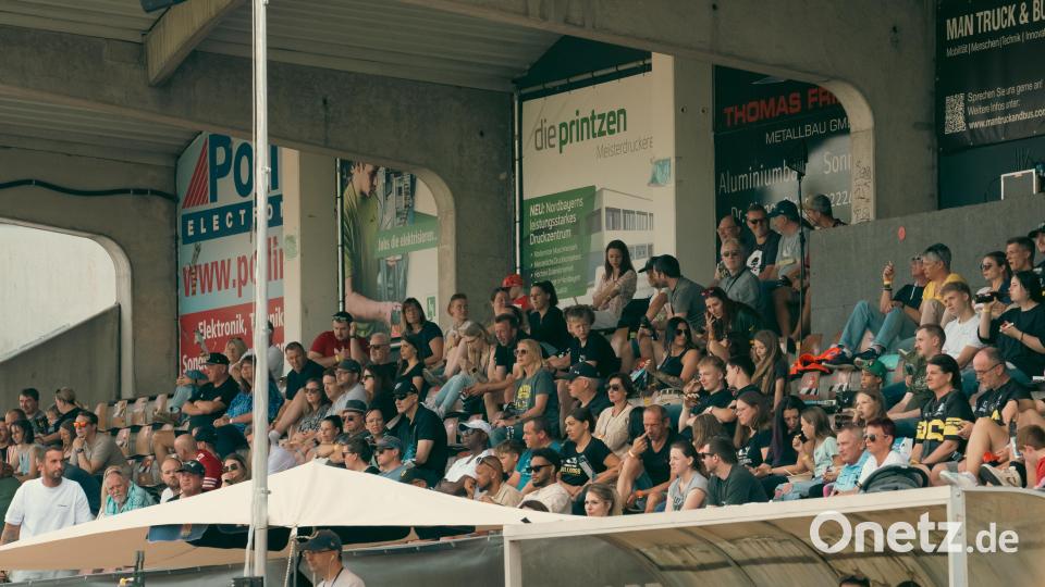Die Amberg Mad Bulldogs haben gegen die Passau Pirates verloren. Bild: Maxim Burghardt