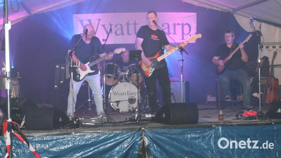 Die Kultband &quot;Wyatt Earp&quot; sorgt am Kirwasamstag für Stimmung. Archivbild: pi