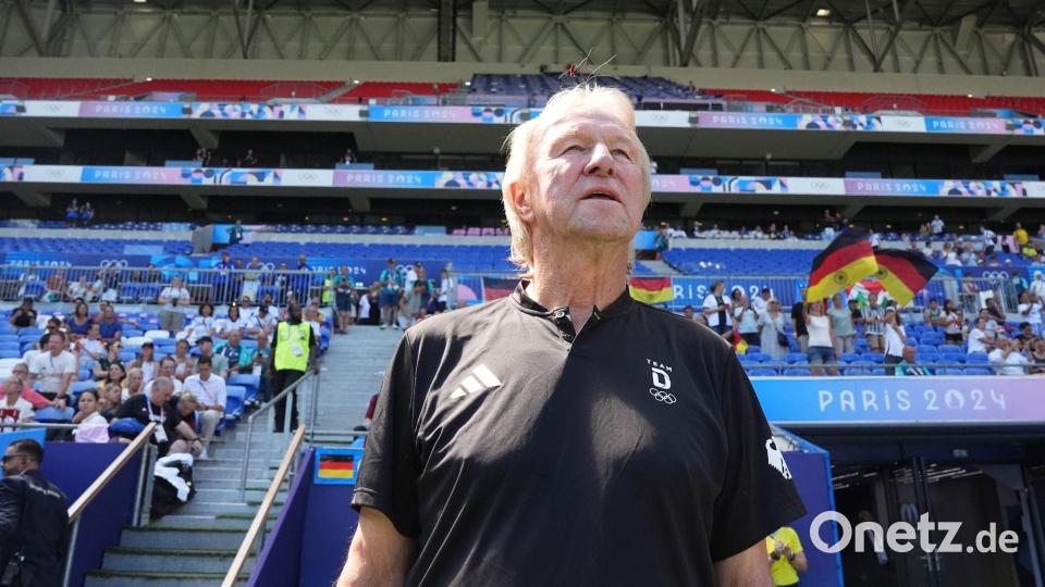 Horst Hrubesch: letztmals bei den DFB-Frauen an der Linie Bild: Marcus Brandt/dpa