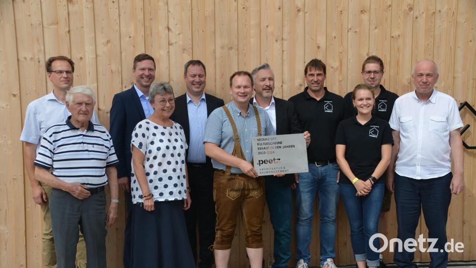 Große Freude herrschte bei der Einweihung der Kulturscheune Wirbenz. Bild: ak