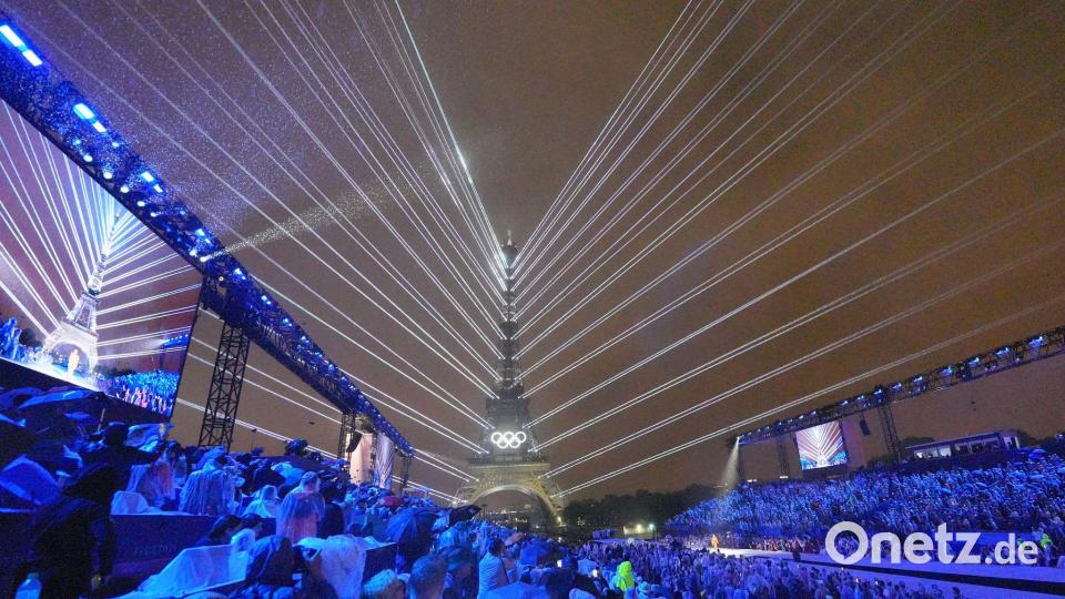 Schon die Eröffnungsfeier war ein großes Spektakel mit internationalen Stars und bunter Show. (Archivbild) Bild: Michael Kappeler/dpa