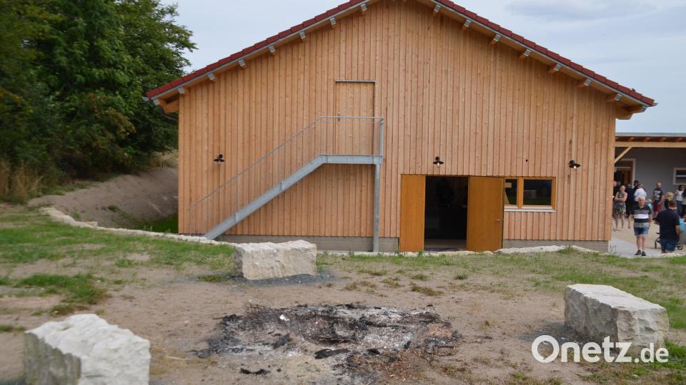 Die Westseite mit Außenaufgang zur Empore. Bild: ak