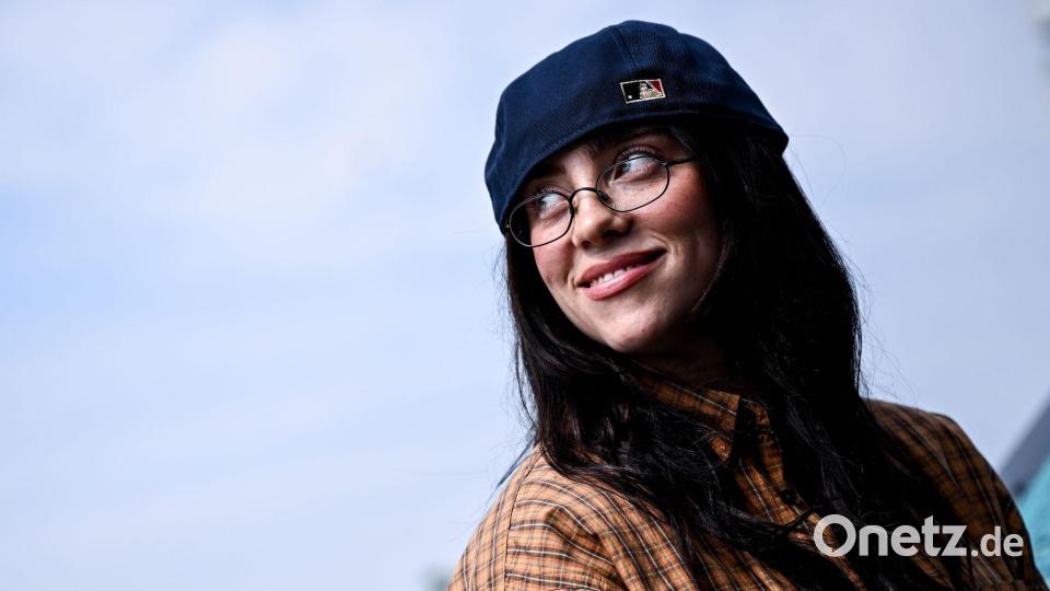 Auch die Sängerin Billie Eilish könnte bei der Show auftreten. (Archivbild) Bild: Britta Pedersen/dpa