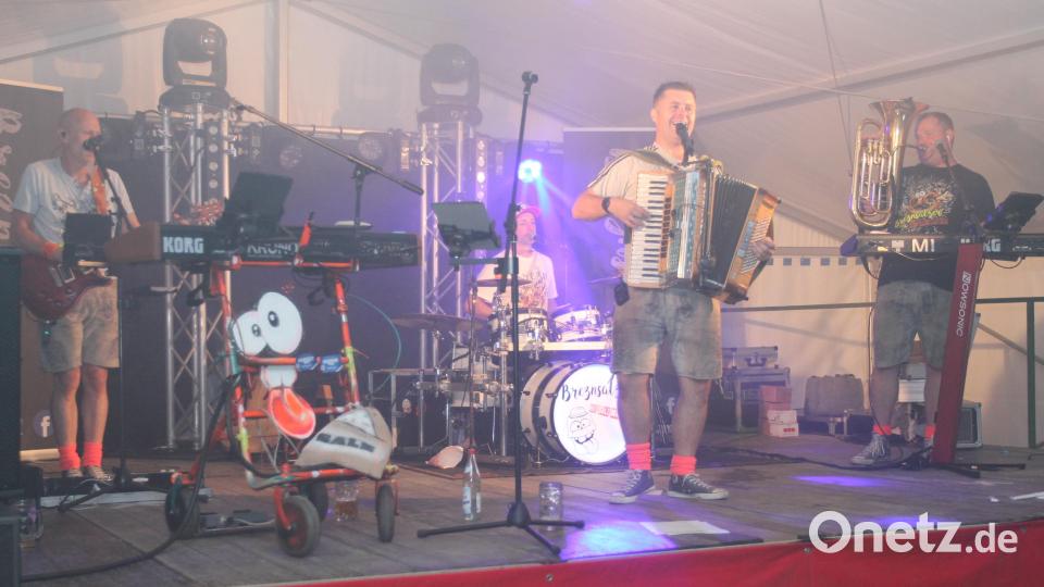 Die &quot;Breznsalzer&quot; heizen ein. Bild: pi