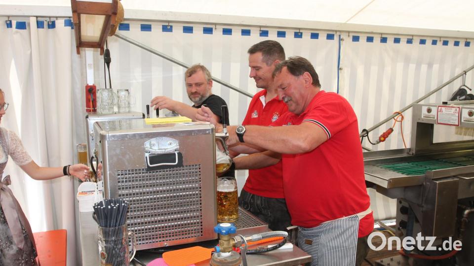 &quot;Es läuft.&quot; An der Schänke gibt es viel zu tun. Bild: pi