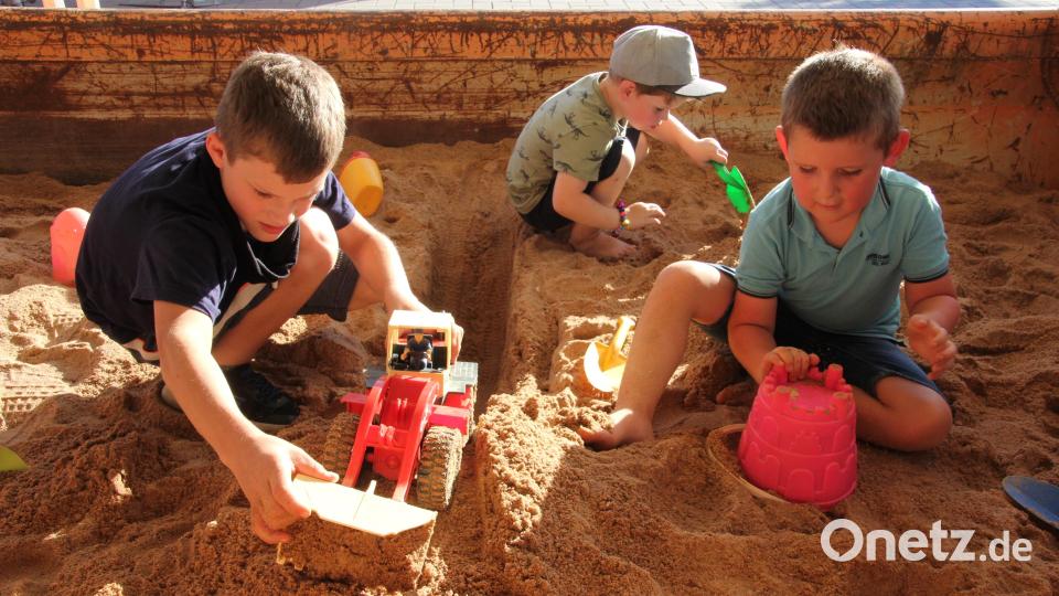 Mit vollem Einsatz geht&#039;s im Sandkasten rund! Bild: kro