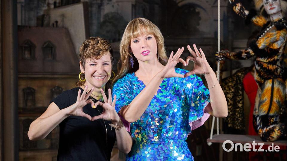 Die Künstlerin Lisa Büscher aus Berlin hat die Wachsfigur von Taylor Swift geschaffen. Bild: Georg Wendt/dpa