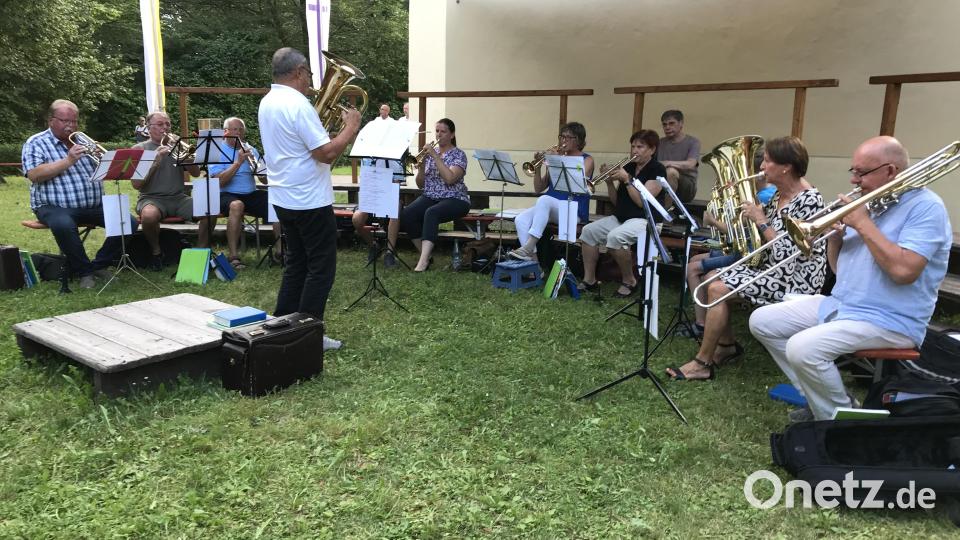 Kurt Lehnerer leitete den Posaunenchor Rosenberg-Poppenricht. Bild: mma
