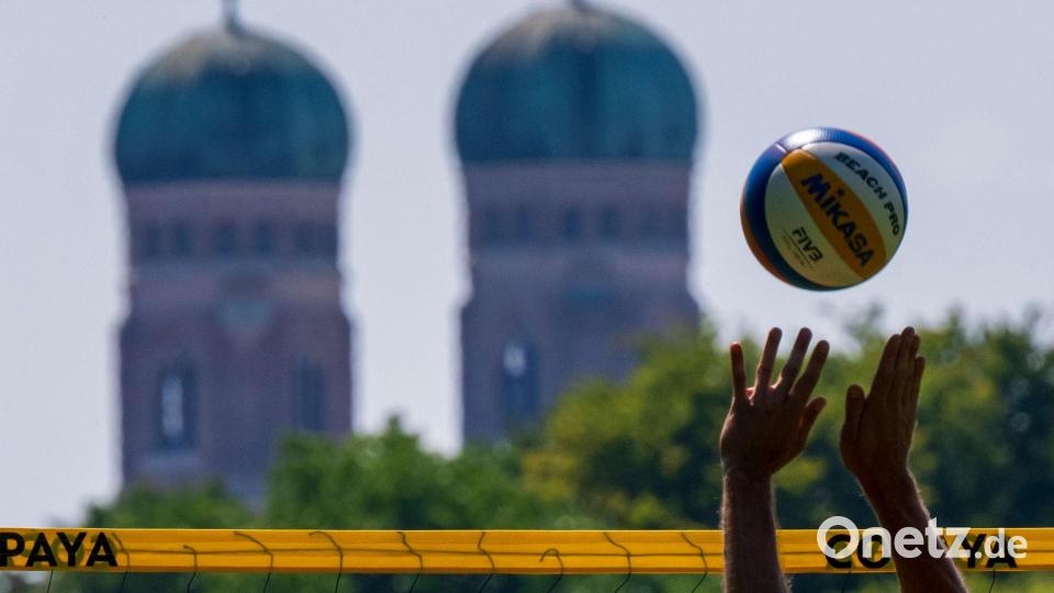 Feiertag in vielen bayerischen Regionen und bestes Sommerwetter - viele nutzten den freien Tag am Donnerstag für Erholung. Bild: Peter Kneffel/dpa