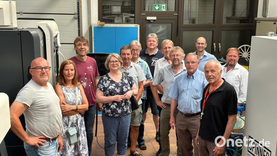 Die Politiker schauten sich an der Berufsschule in Wiesau um. Bild: Freie Wähler Landkreis Tirschenreuth