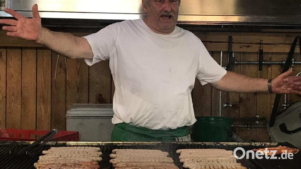 Bratwürst und Steaks sind noch immer &quot;Grundkost&quot; auf dem Frohnberg. Bild: mma