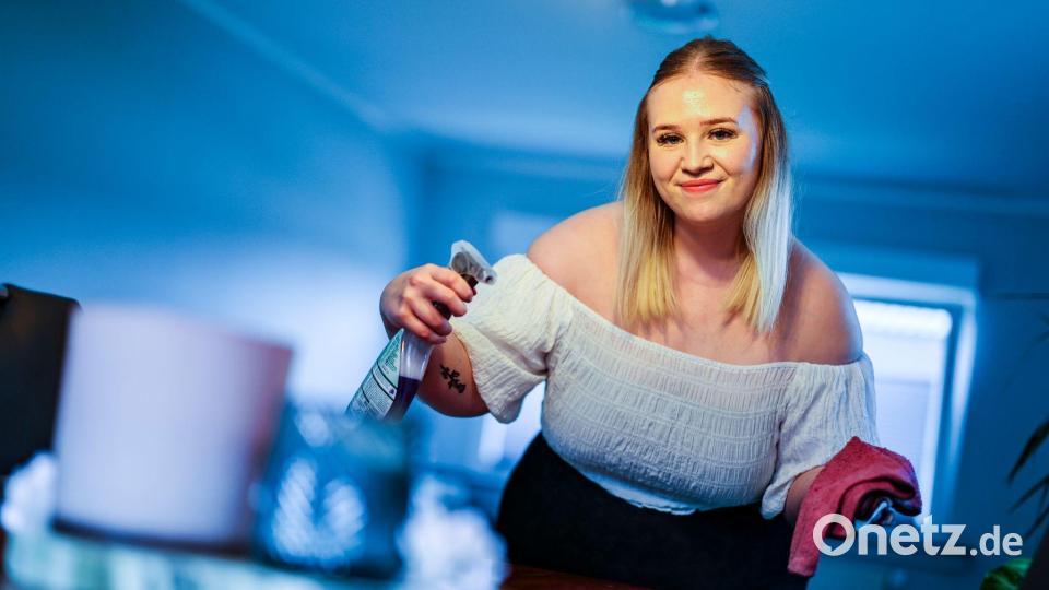 Das Putzen war ihre Leidenschaft, jetzt ist es auch Lea de Bruijns Beruf. Bild: Christoph Reichwein/dpa