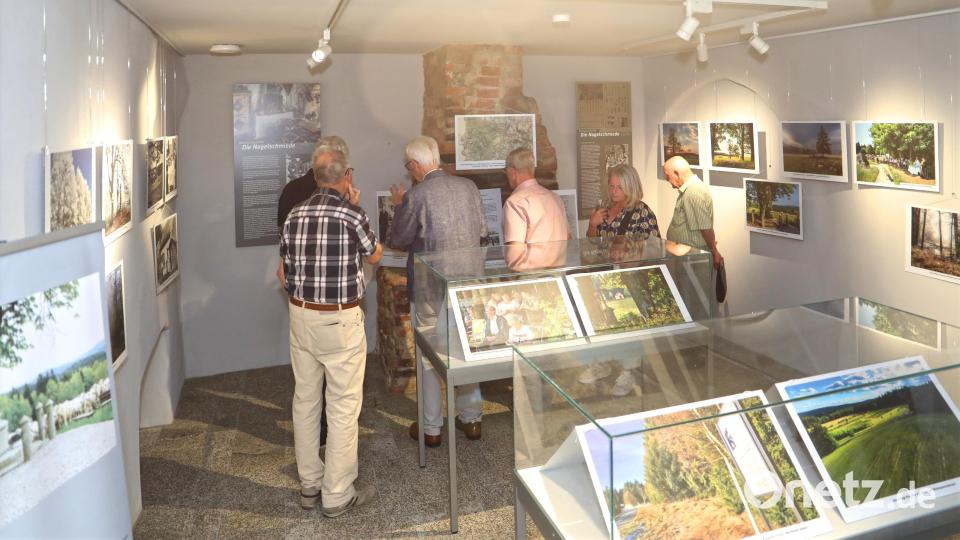 Seit Kurzem ist im Museum Flucht – Vertreibung – Ankommen eine Ausstellung über das verschwundene Dorf Paulusbrunn zu sehen. Bild: Jochen Neumann/exb