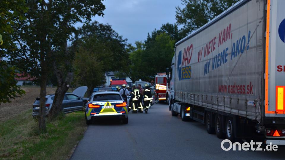 Bei einem Verkehrsunfall an der Stadthalle gibt es am Dienstagabend zwei Leichtverletzte. Bild: dob