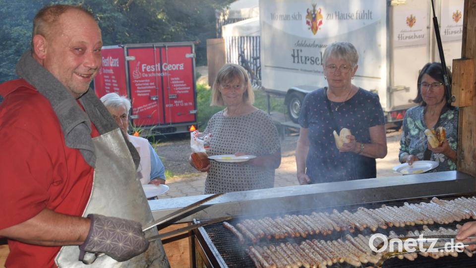 Viel zu tun gibt es auch heuer bestimmt wieder am Bratwurststand der DJK. Archivbild: swo