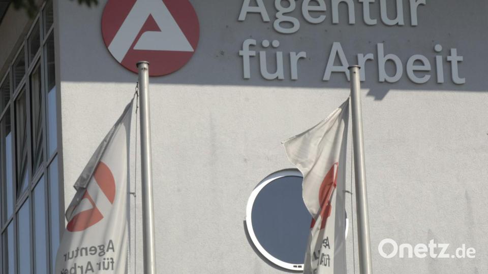 Die Haupturlaubszeit im August sorgt für einen saisonbedingten Anstieg der Arbeitslosenzahl im Agenturbezirk Weiden. Symbolbild: Wolfgang Steinbacher